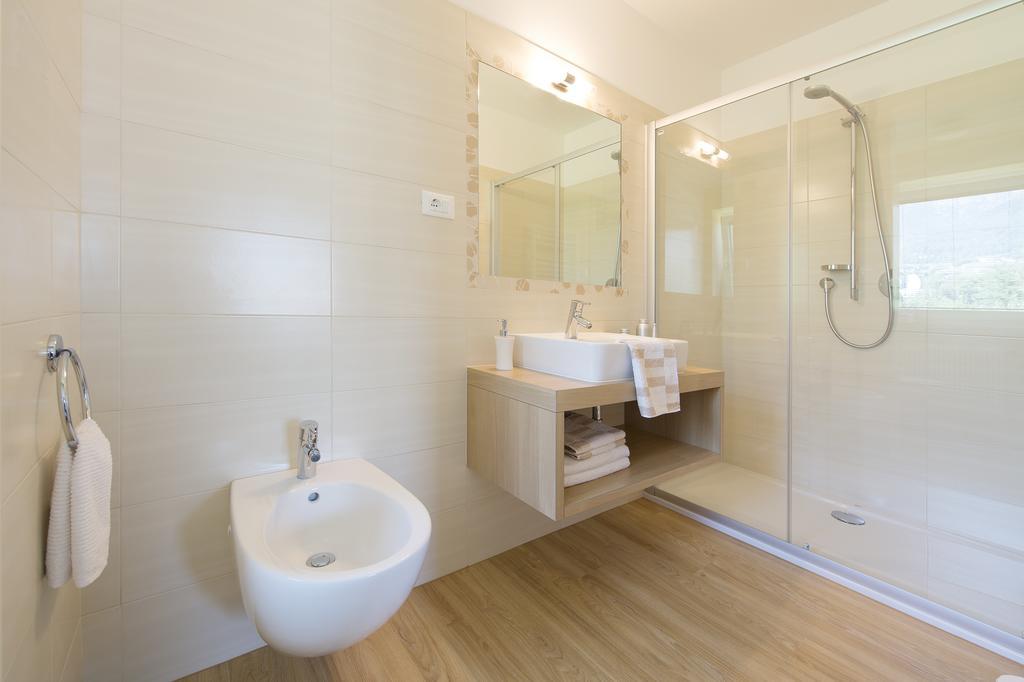 Pension Etschland Dorf Tirol Zimmer foto
