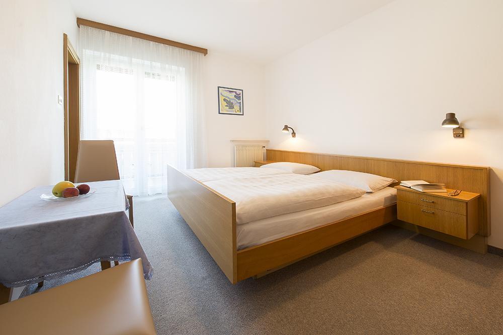 Pension Etschland Dorf Tirol Zimmer foto
